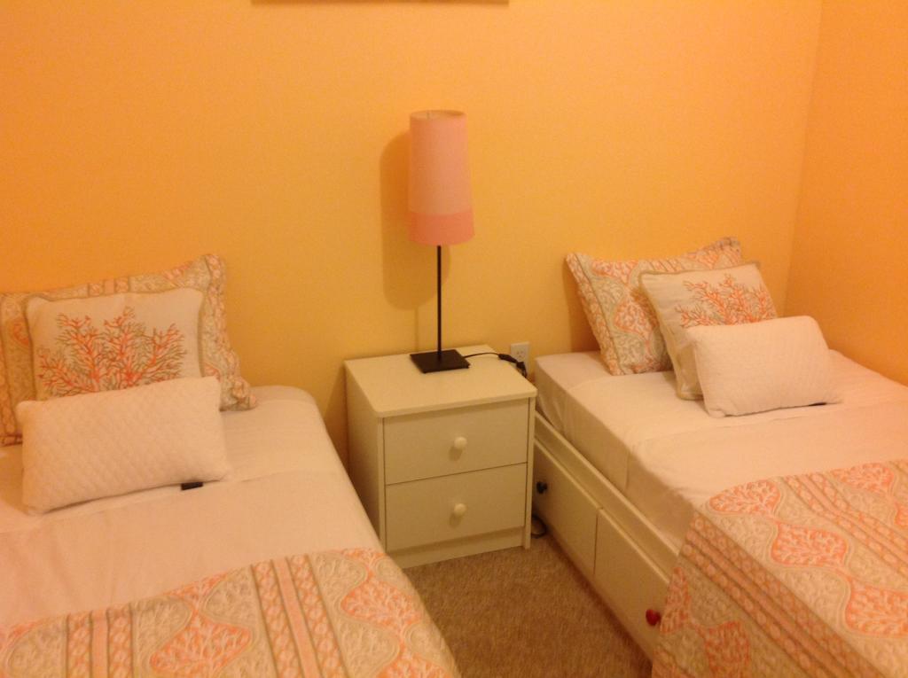 Mojoy Homesuites At Runyon نيوآرك المظهر الخارجي الصورة